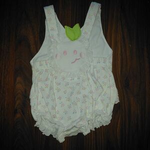 Gerber White and Pink Floral Bodysuit 9 Months Made In USA VINTAGE